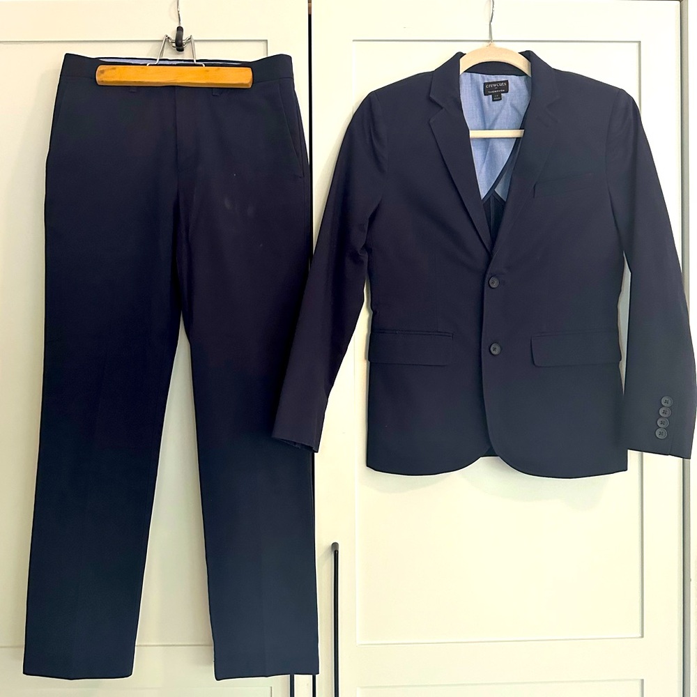 Boys JCrew Navy suit - Size 12 Thompson slim cut